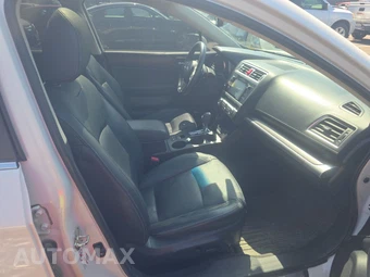 2016 Subaru Outback 3.6R Limited – miniatura 8