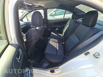 2016 Subaru WRX Premium – miniatura 13