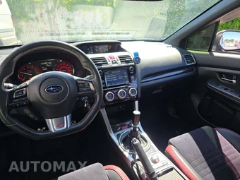 2016 Subaru WRX STi – miniatura 10