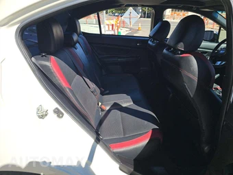 2016 Subaru WRX STi Limited w/Wing Spoiler - miniatura 13