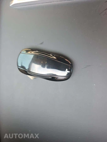 2016 Tesla Model S 60 – miniatura 8