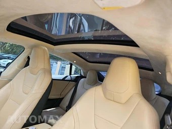 2016 Tesla Model S 70 – miniatura 11