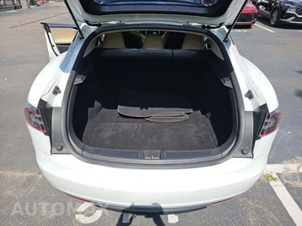 2016 Tesla Model S 70 – miniatura 14