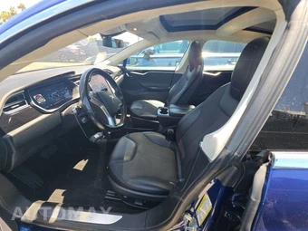 2016 Tesla Model S 70 – miniatura 7