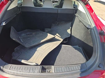 2016 Tesla Model S 70D – miniatura 14