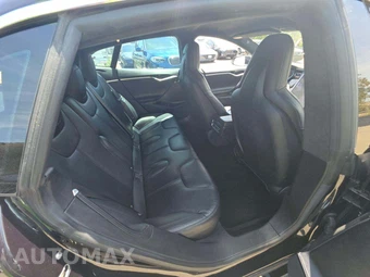 2016 Tesla Model S 70D – miniatura 13