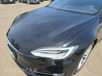 2016 Tesla Model S 70D – miniatura 19
