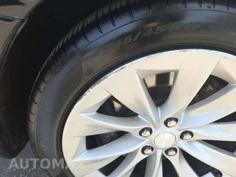 2016 Tesla Model S 70D – miniatura 22