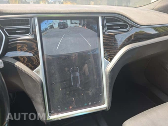 2016 Tesla Model S 70D – miniatura 7