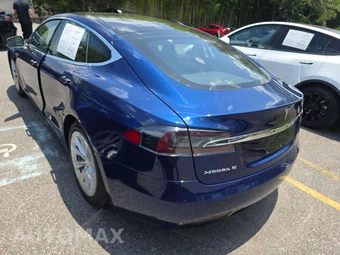 2016 Tesla Model S 75D - miniatura 2