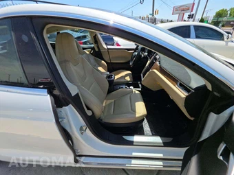2016 Tesla Model S 75D – miniatura 19