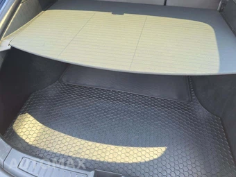 2016 Tesla Model S 75D – miniatura 12