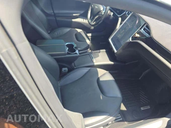 2016 Tesla Model S 75D – miniatura 14