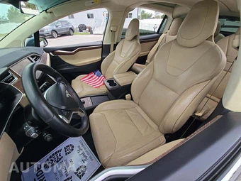 2016 Tesla Model X 75D - miniatura 6