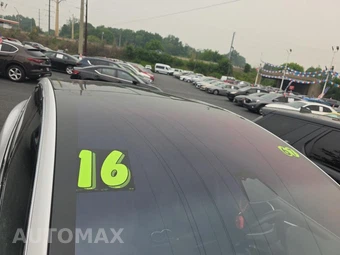 2016 Tesla Model X 75D - miniatura 12