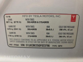 2016 Tesla Model X 75D - miniatura 17