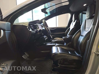 2016 Tesla Model X 75D – miniatura 6