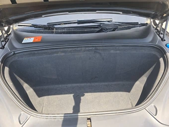 2016 Tesla Model X 90D – miniatura 16