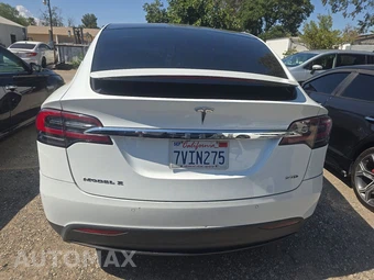 2016 Tesla Model X 90D – miniatura 5