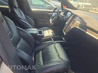 2016 Tesla Model X 90D – miniatura 8