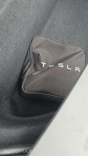 2016 Tesla Model X 90D - miniatura 19