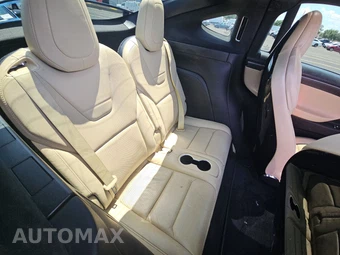 2016 Tesla Model X 90D - miniatura 14