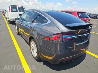 2016 Tesla Model X 90D - miniatura 6