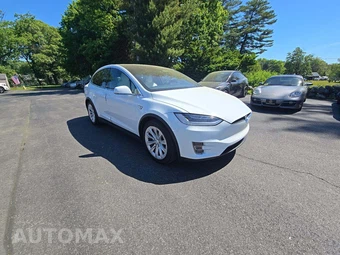2016 Tesla Model X 90D - miniatura 4