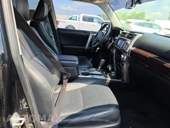 2016 Toyota 4Runner Limited - miniatura 8