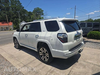 2016 Toyota 4Runner Limited - miniatura 2