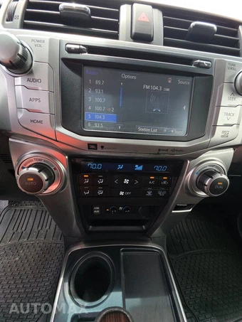2016 Toyota 4Runner Limited - miniatura 11