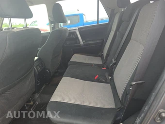 2016 Toyota 4Runner SR5 – miniatura 13