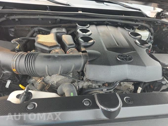 2016 Toyota 4Runner SR5 – miniatura 15