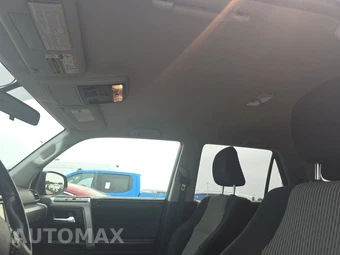 2016 Toyota 4Runner SR5 – miniatura 17