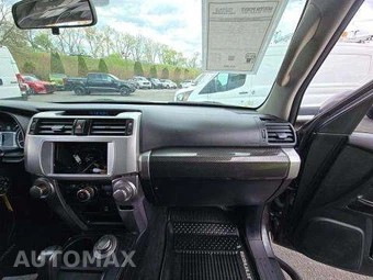 2016 Toyota 4Runner SR5 – miniatura 19