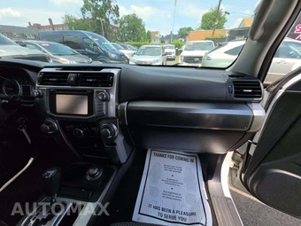 2016 Toyota 4Runner SR5 – miniatura 19
