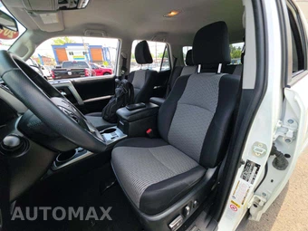 2016 Toyota 4Runner SR5 – miniatura 6