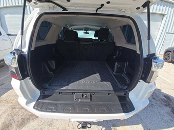 2016 Toyota 4Runner SR5 - miniatura 14