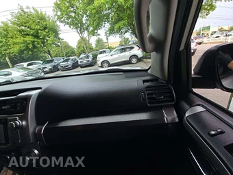 2016 Toyota 4Runner SR5 - miniatura 20