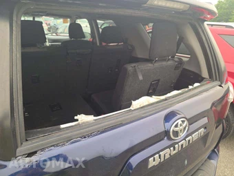 2016 Toyota 4Runner SR5 – miniatura 25