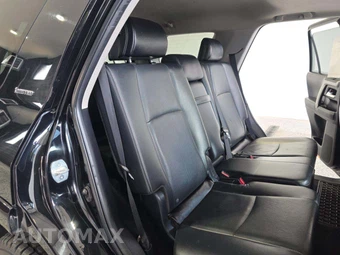 2016 Toyota 4Runner SR5 - miniatura 17