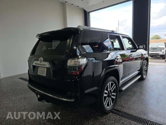 2016 Toyota 4Runner SR5 - miniatura 3