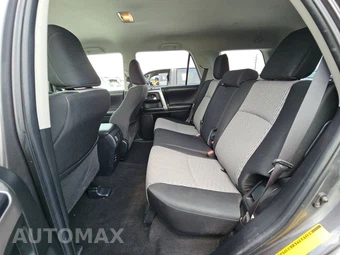 2016 Toyota 4Runner SR5 – miniatura 13