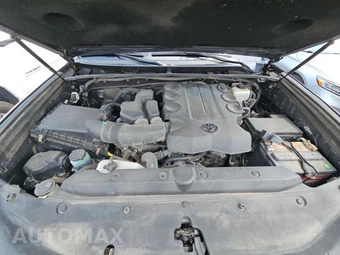 2016 Toyota 4Runner SR5 – miniatura 15