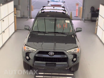 2016 Toyota 4Runner SR5 – miniatura 2