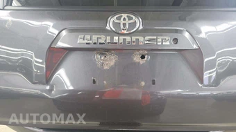 2016 Toyota 4Runner SR5 – miniatura 21