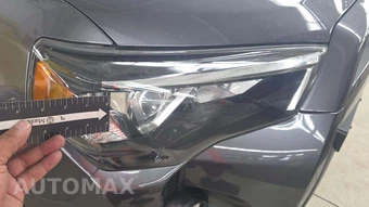 2016 Toyota 4Runner SR5 – miniatura 32