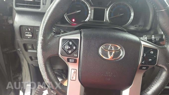 2016 Toyota 4Runner SR5 – miniatura 39