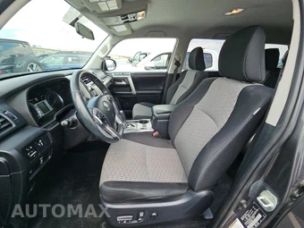 2016 Toyota 4Runner SR5 – miniatura 7