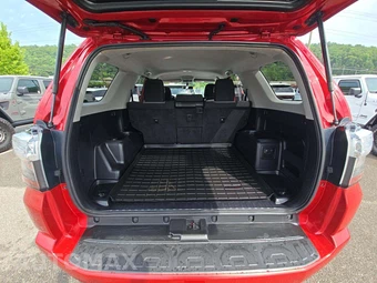 2016 Toyota 4Runner SR5 – miniatura 11